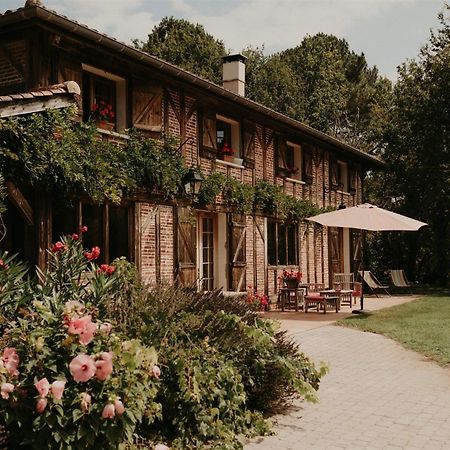 مبيت وإفطار سان جوليان-أون-بورن Le Domaine De Petiosse المظهر الخارجي الصورة